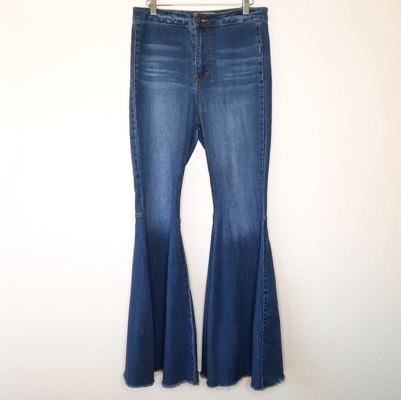 Free People Dark Blue High-Rise Just Float On Flare Raw Hem Jeans 28 - Picture 2 of 5